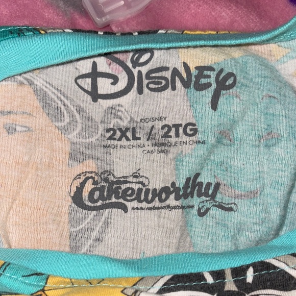 Colorful Cakeworthy Pocahontas Disney Graphic Short Sleeve Tee L - Picture 3 of 3